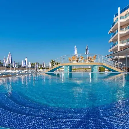 Spectacular Sea View 1-Bed Apartment In Aheloy アパート アヘロイ