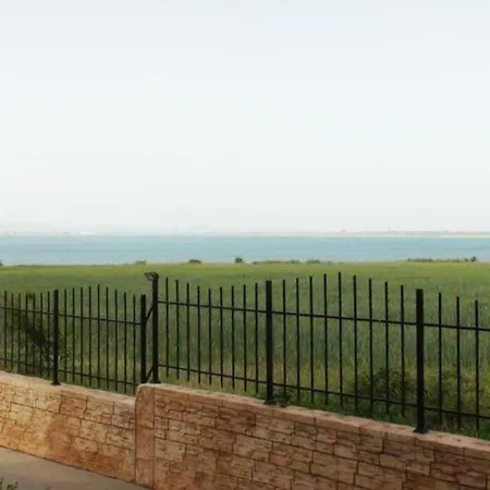 דירה Spectacular Sea View 1-Bed Apartment In Aheloy אהלוי